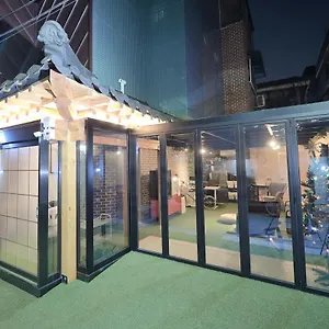 게스트하우스 와이의 하우스, 서울특별시